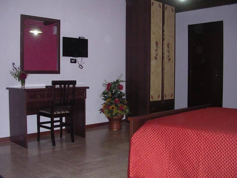 아그리젠토 Il Mirto E La Rosa B&B 외부 사진